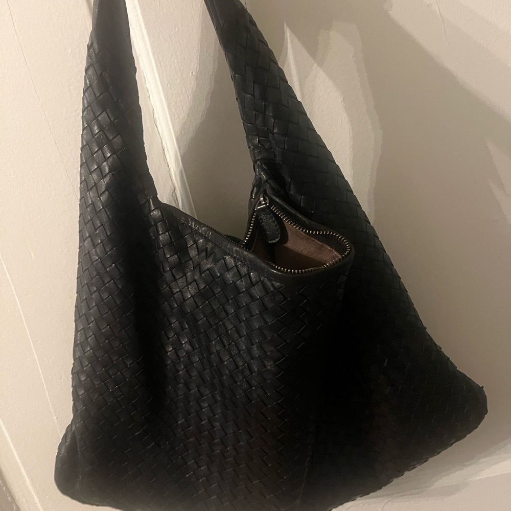 Black Tote Bag - bottega hobo intrecciato - Picture 4 of 8